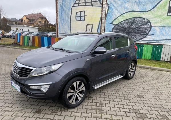 Kia Sportage cena 48900 przebieg: 211000, rok produkcji 2012 z Kutno małe 277